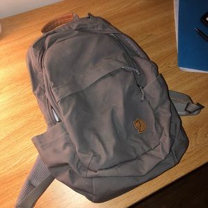 Fjallraven raven 20 backpack